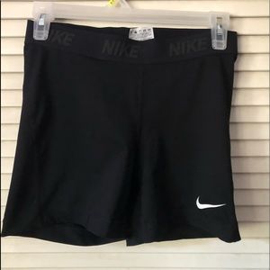 Black Nike Pros